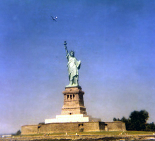 Staute of Liberty 1975